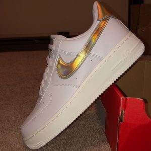 Women’s Air Force 1 ‘07 MTLC BRAND NEW
